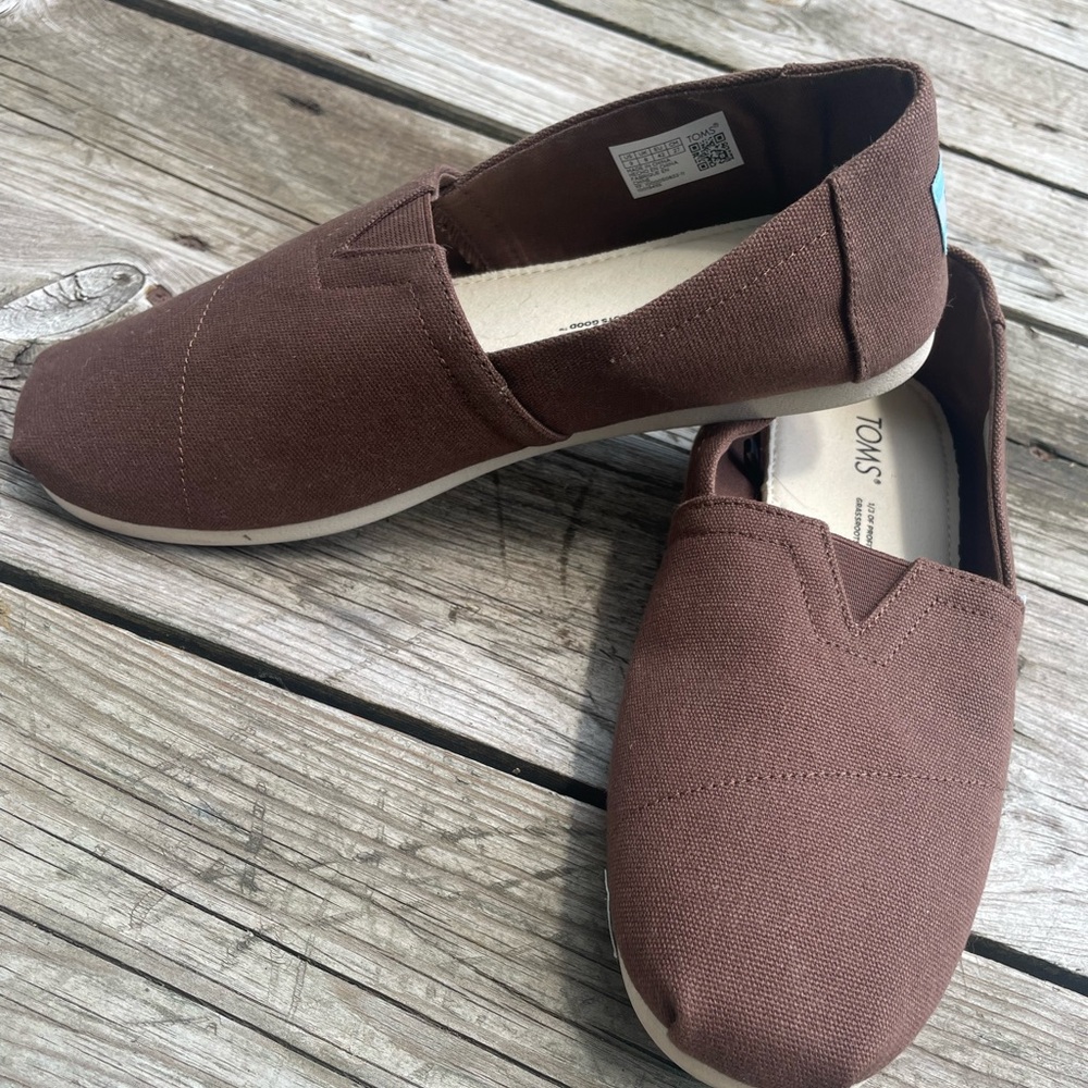 Toms Woman’s Shoes
